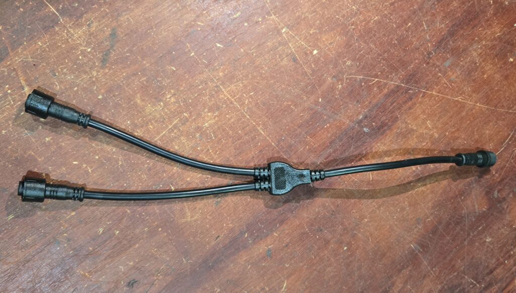 Data and Power Splitter125